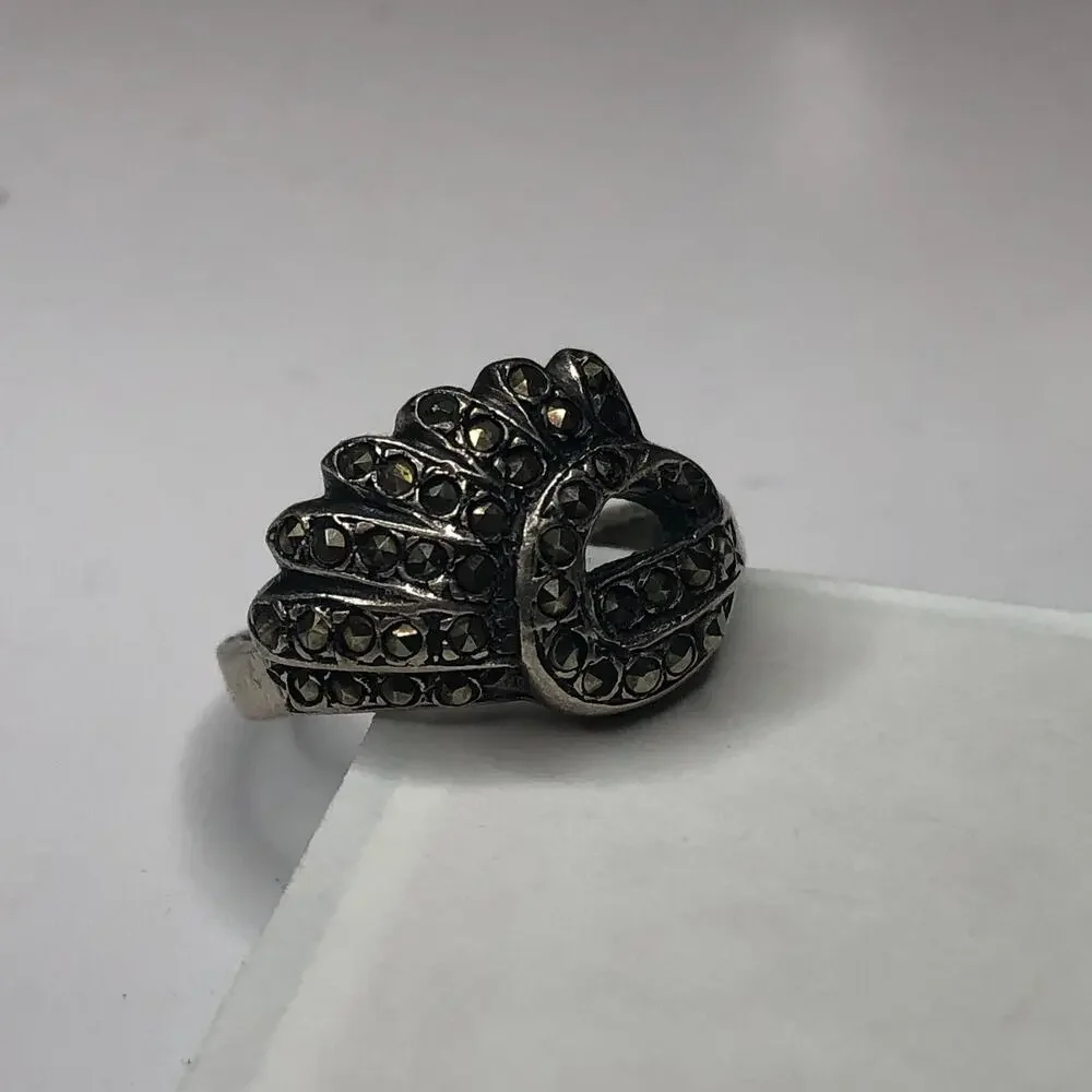 Ring Vintage Fashion Jewelry Art Deco Marcasite Sterling Silver Fan Knot Size 6
